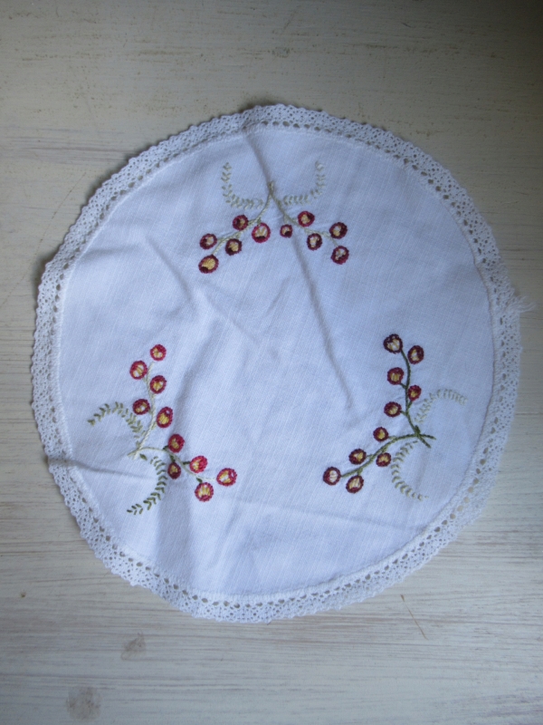 2 schattige oude kleedjes - Afbeelding 2