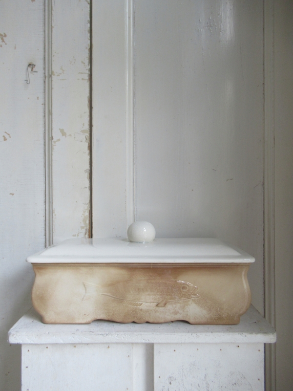 oude (vis-) vorm met deksel, Villeroy & Boch
