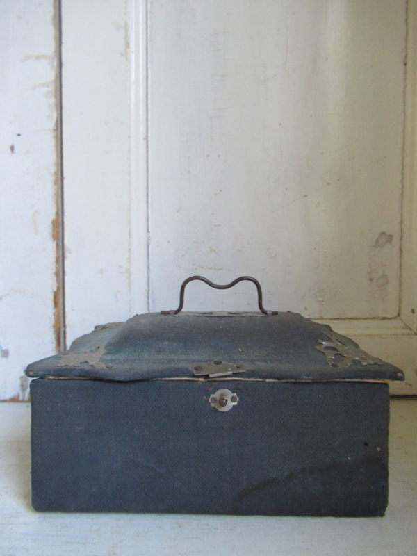 oud shabby kistje - Afbeelding 2