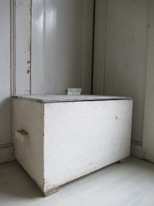 oude houten (brood-) kist - Afbeelding 3
