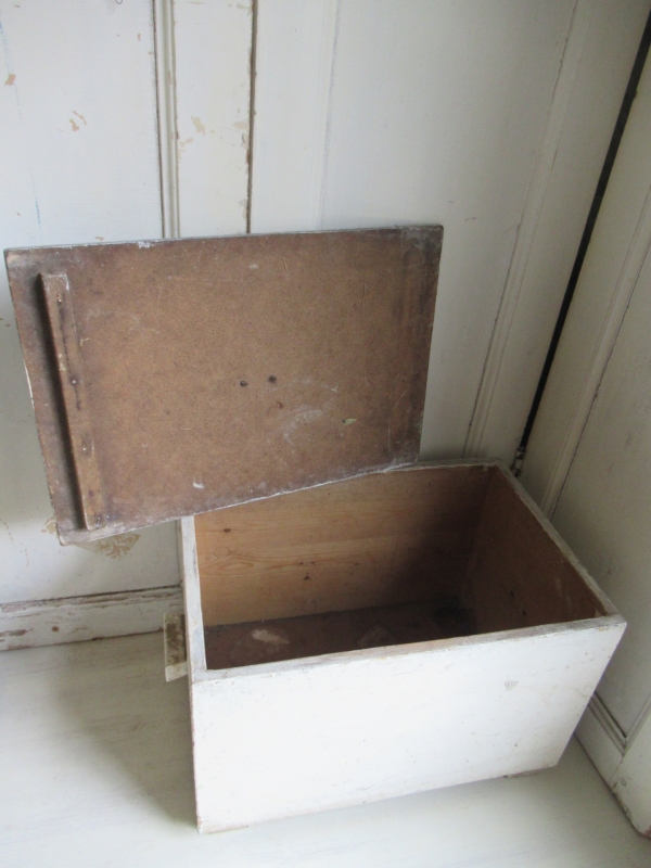 oude houten (brood-) kist - Afbeelding 6