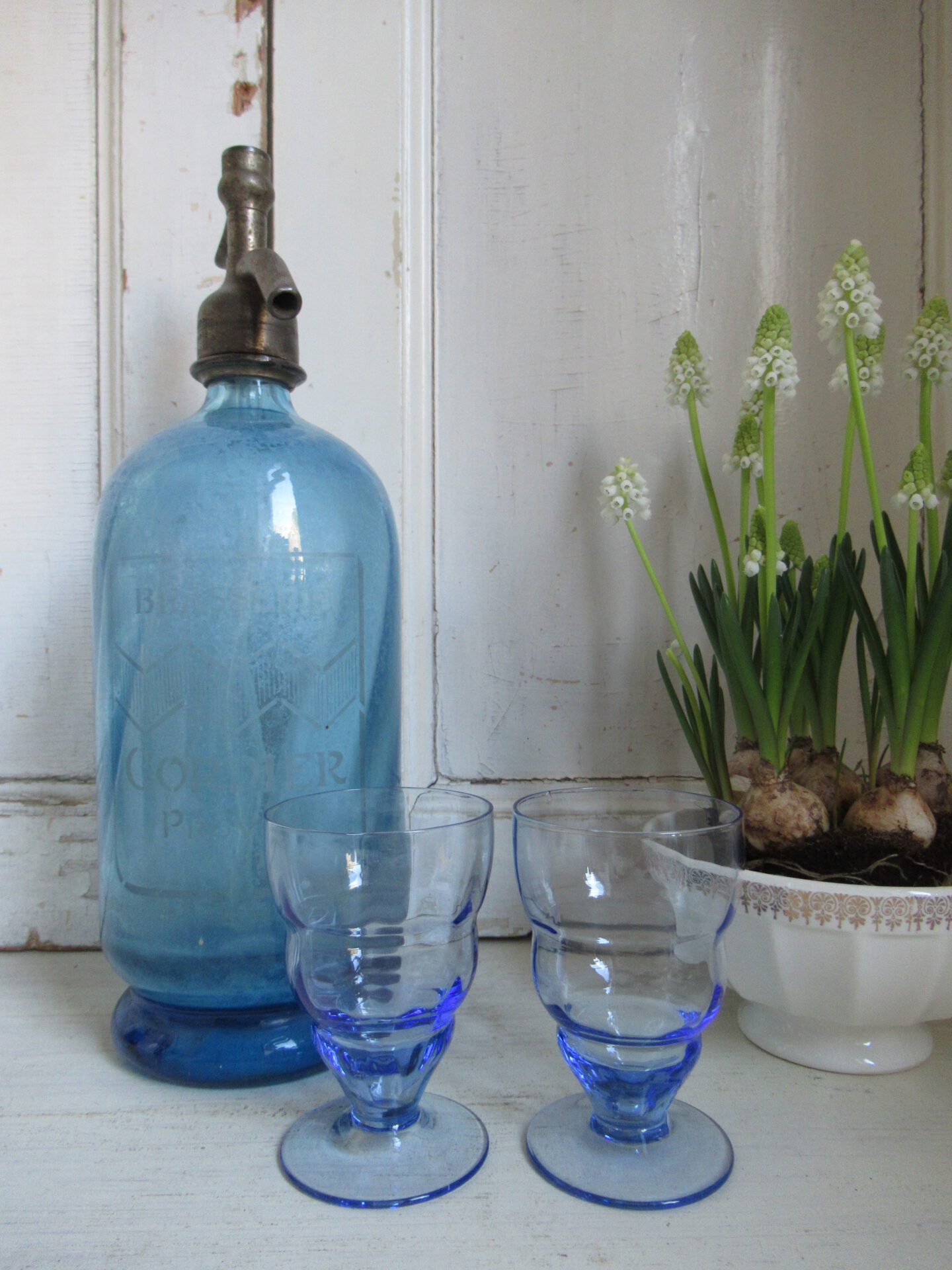 Binnenwaarts Citaat regelmatig 2 oude Franse glazen - Bricbracbrocante - Heerlijk struinen tussen oude  spullen