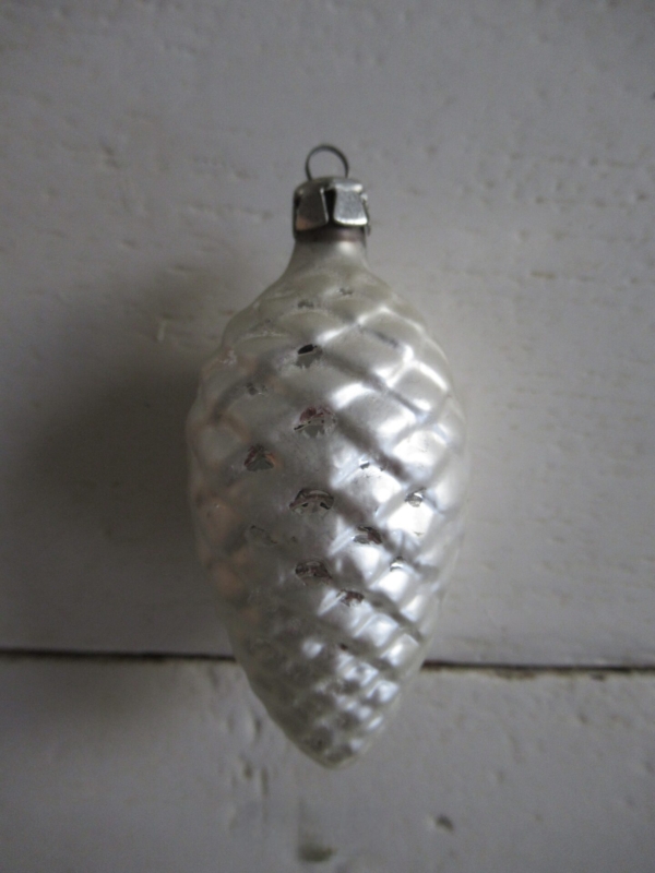 oude kerstbal, dennenappel - Afbeelding 2