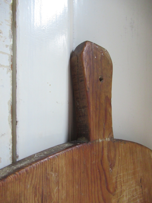 grote oude ronde broodplank - Afbeelding 3